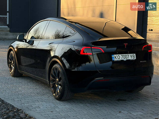 Черный Тесла Model Y, объемом двигателя 0 л и пробегом 60 тыс. км за 27500 $, фото 5 на Automoto.ua