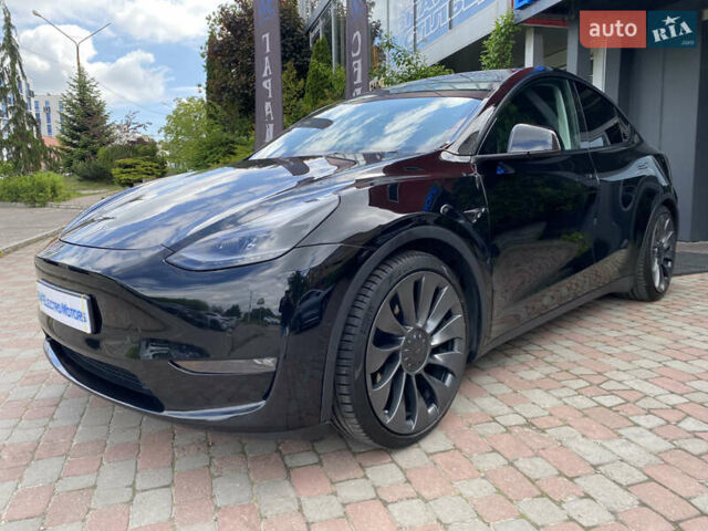 Черный Тесла Model Y, объемом двигателя 0 л и пробегом 74 тыс. км за 27699 $, фото 2 на Automoto.ua