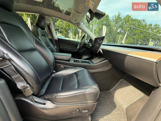 Чорний Тесла Model Y, об'ємом двигуна 0 л та пробігом 26 тис. км за 28400 $, фото 37 на Automoto.ua