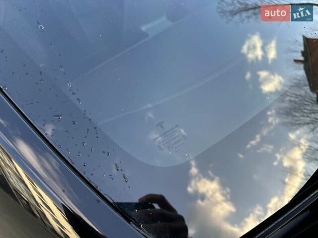 Черный Тесла Model Y, объемом двигателя 0 л и пробегом 59 тыс. км за 24900 $, фото 39 на Automoto.ua