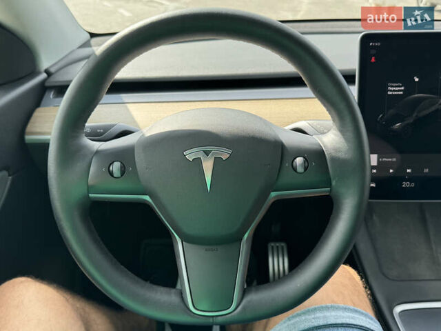 Черный Тесла Model Y, объемом двигателя 0 л и пробегом 61 тыс. км за 25000 $, фото 19 на Automoto.ua