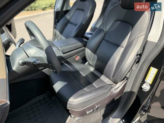 Чорний Тесла Model Y, об'ємом двигуна 0 л та пробігом 55 тис. км за 24000 $, фото 14 на Automoto.ua
