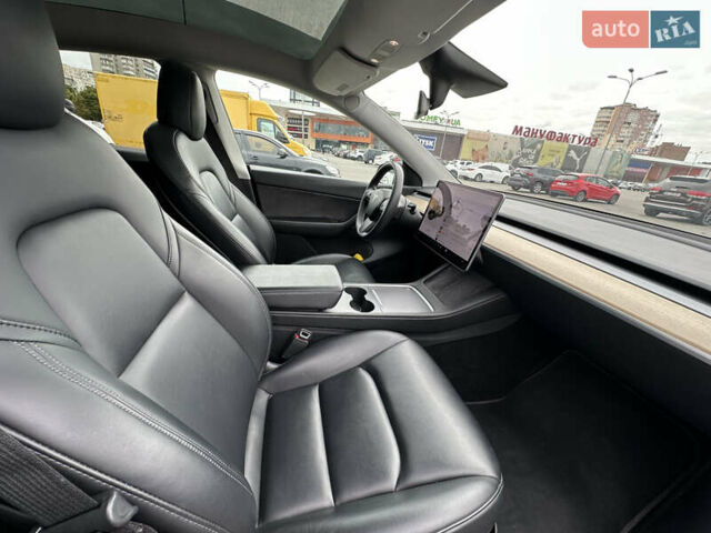 Тесла Model Y 2021 в Сумах на Automoto.ua Черный Тесла Model Y, объемом двигателя 0 л и пробегом 88 тыс. км за 27200 $, фото 2 на Automoto.ua