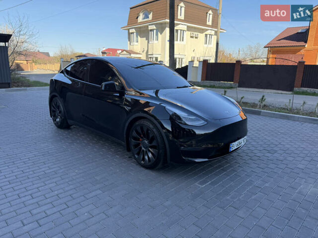 Черный Тесла Model Y, объемом двигателя 0 л и пробегом 68 тыс. км за 28500 $, фото 71 на Automoto.ua