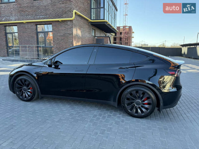 Черный Тесла Model Y, объемом двигателя 0 л и пробегом 68 тыс. км за 28500 $, фото 25 на Automoto.ua