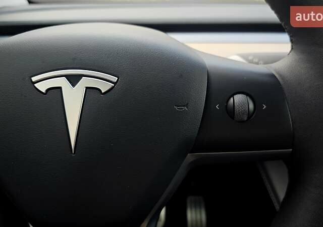 Черный Тесла Model Y, объемом двигателя 0 л и пробегом 138 тыс. км за 24900 $, фото 21 на Automoto.ua