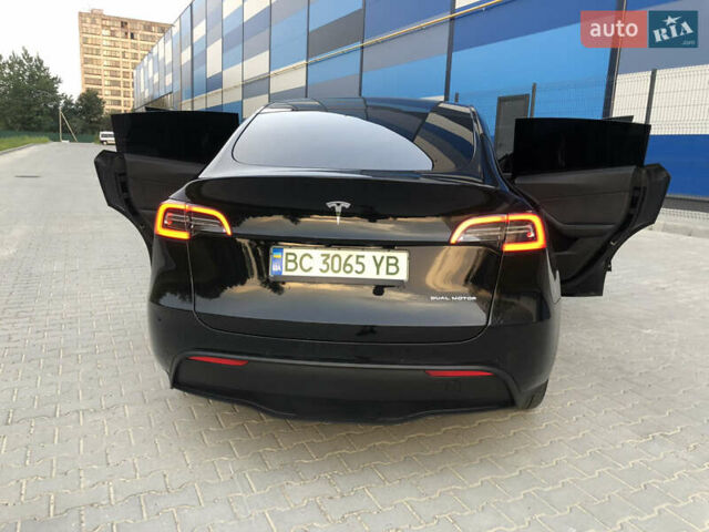 Черный Тесла Model Y, объемом двигателя 0 л и пробегом 63 тыс. км за 27500 $, фото 10 на Automoto.ua