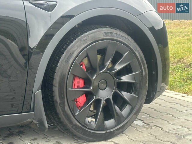 Черный Тесла Model Y, объемом двигателя 0 л и пробегом 127 тыс. км за 26500 $, фото 10 на Automoto.ua