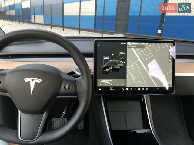 Черный Тесла Model Y, объемом двигателя 0 л и пробегом 63 тыс. км за 27500 $, фото 16 на Automoto.ua