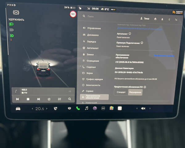 Черный Тесла Model Y, объемом двигателя 0 л и пробегом 97 тыс. км за 19999 $, фото 12 на Automoto.ua
