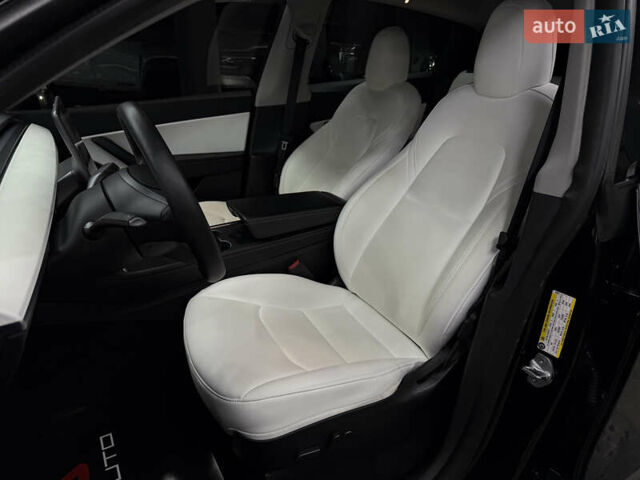 Черный Тесла Model Y, объемом двигателя 0 л и пробегом 70 тыс. км за 26900 $, фото 17 на Automoto.ua