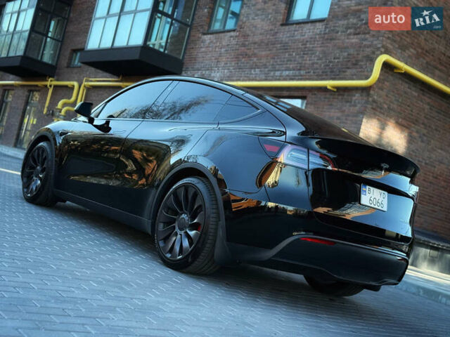 Черный Тесла Model Y, объемом двигателя 0 л и пробегом 68 тыс. км за 28500 $, фото 134 на Automoto.ua