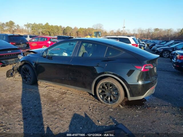 Черный Тесла Model Y, объемом двигателя 0 л и пробегом 43 тыс. км за 16600 $, фото 7 на Automoto.ua