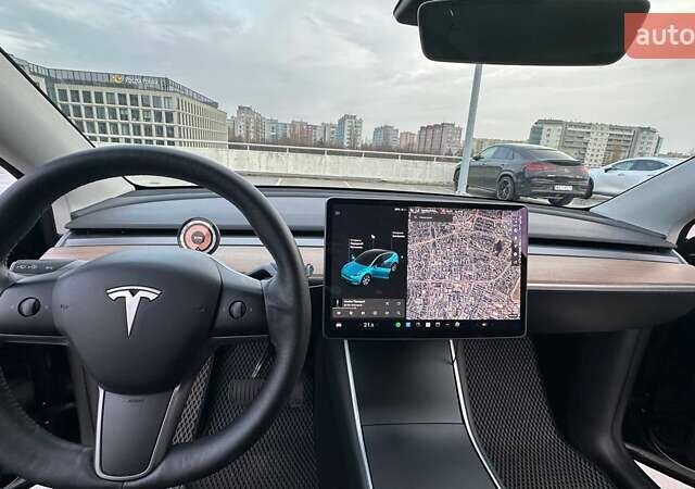 Чорний Тесла Model Y, об'ємом двигуна 0 л та пробігом 100 тис. км за 27999 $, фото 8 на Automoto.ua