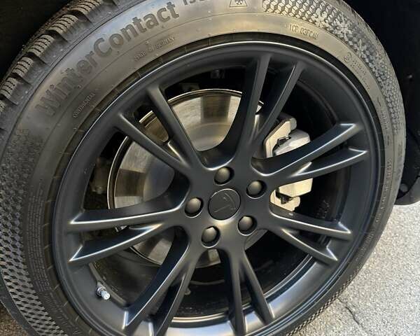 Черный Тесла Model Y, объемом двигателя 0 л и пробегом 59 тыс. км за 28999 $, фото 18 на Automoto.ua