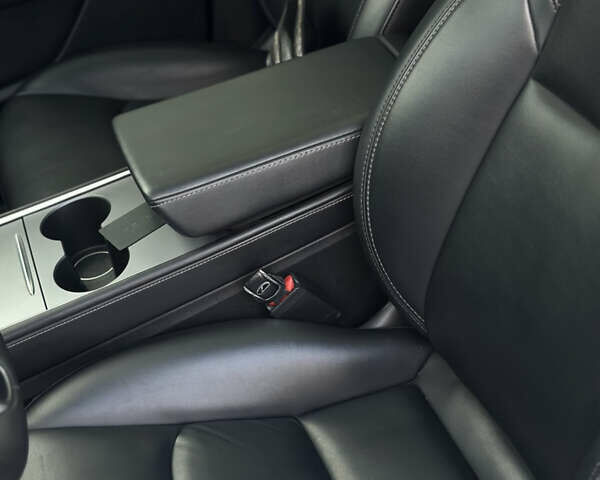 Чорний Тесла Model Y, об'ємом двигуна 0 л та пробігом 47 тис. км за 28000 $, фото 14 на Automoto.ua