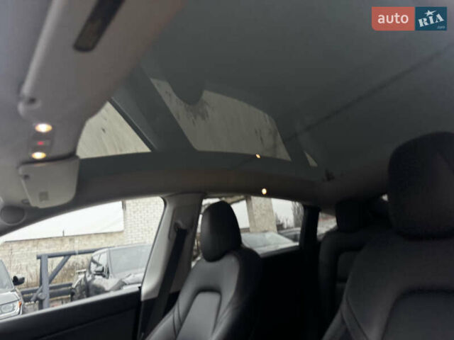 Чорний Тесла Model Y, об'ємом двигуна 0 л та пробігом 13 тис. км за 24500 $, фото 24 на Automoto.ua