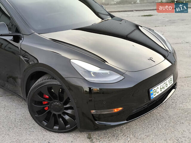 Черный Тесла Model Y, объемом двигателя 0 л и пробегом 57 тыс. км за 23950 $, фото 2 на Automoto.ua