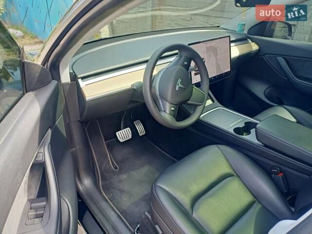 Черный Тесла Model Y, объемом двигателя 0 л и пробегом 60 тыс. км за 26500 $, фото 7 на Automoto.ua