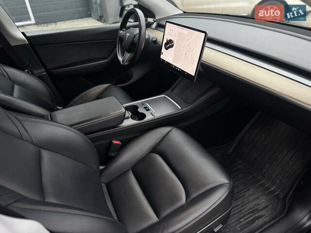 Чорний Тесла Model Y, об'ємом двигуна 0 л та пробігом 13 тис. км за 24500 $, фото 49 на Automoto.ua