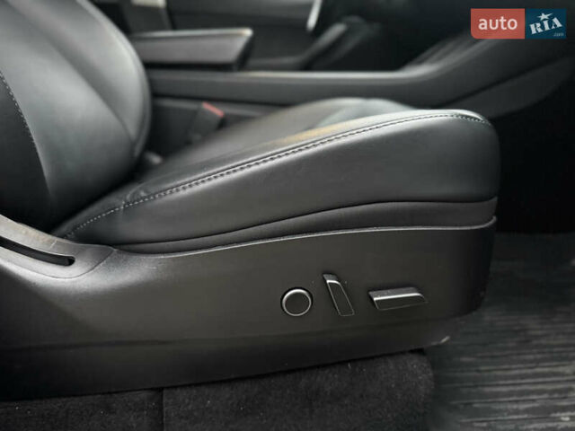 Чорний Тесла Model Y, об'ємом двигуна 0 л та пробігом 13 тис. км за 24500 $, фото 48 на Automoto.ua