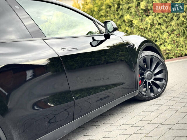 Чорний Тесла Model Y, об'ємом двигуна 0 л та пробігом 62 тис. км за 24999 $, фото 20 на Automoto.ua
