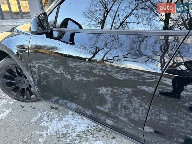 Черный Тесла Model Y, объемом двигателя 0 л и пробегом 59 тыс. км за 24900 $, фото 12 на Automoto.ua