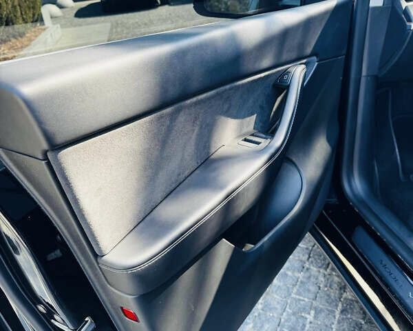 Чорний Тесла Model Y, об'ємом двигуна 0 л та пробігом 58 тис. км за 25000 $, фото 14 на Automoto.ua