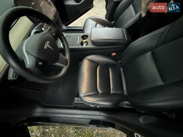 Черный Тесла Model Y, объемом двигателя 0 л и пробегом 146 тыс. км за 24200 $, фото 15 на Automoto.ua