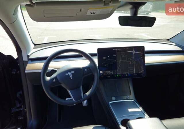 Черный Тесла Model Y, объемом двигателя 0 л и пробегом 99 тыс. км за 27000 $, фото 12 на Automoto.ua