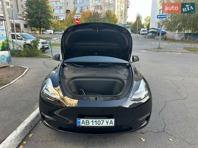 Черный Тесла Model Y, объемом двигателя 0 л и пробегом 26 тыс. км за 42000 $, фото 5 на Automoto.ua