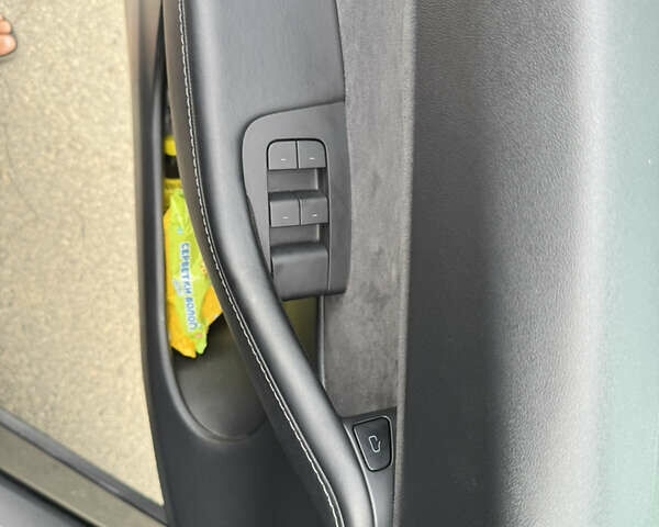 Тесла Model Y 2021 в Виннице на Automoto.ua Черный Тесла Model Y, объемом двигателя 0 л и пробегом 70 тыс. км за 25199 $, фото 20 на Automoto.ua