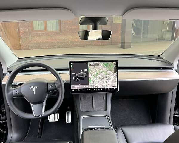 Черный Тесла Model Y, объемом двигателя 0 л и пробегом 58 тыс. км за 27500 $, фото 16 на Automoto.ua