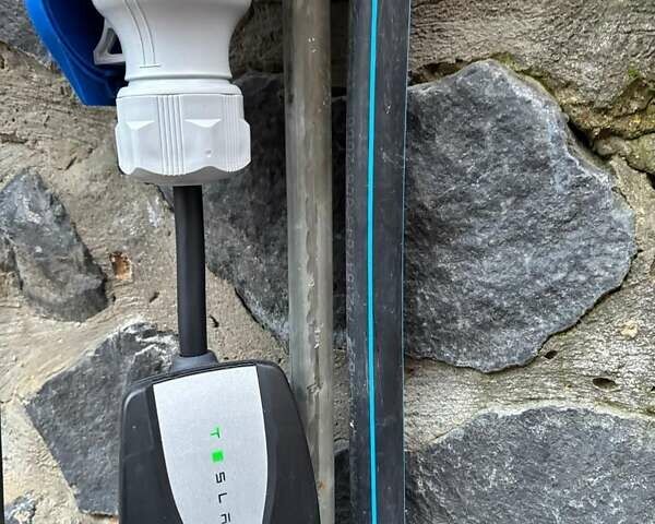 Чорний Тесла Model Y, об'ємом двигуна 0 л та пробігом 70 тис. км за 27000 $, фото 19 на Automoto.ua