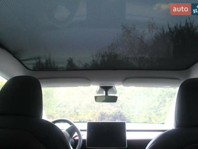 Черный Тесла Model Y, объемом двигателя 0 л и пробегом 56 тыс. км за 27499 $, фото 16 на Automoto.ua