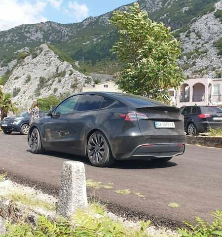 Черный Тесла Model Y, объемом двигателя 0 л и пробегом 115 тыс. км за 25200 $, фото 38 на Automoto.ua