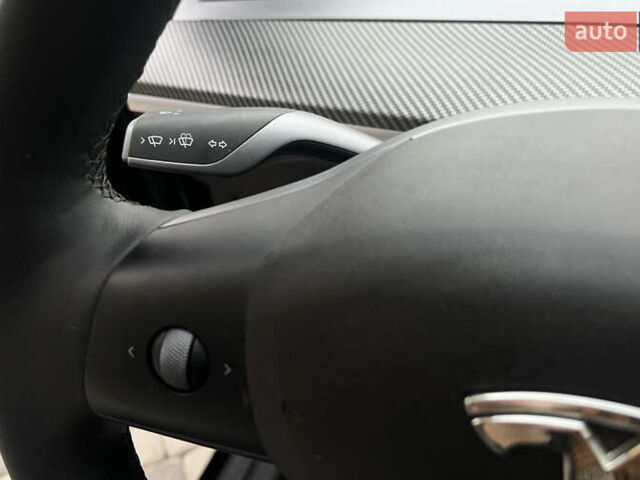 Черный Тесла Model Y, объемом двигателя 0 л и пробегом 10 тыс. км за 29400 $, фото 14 на Automoto.ua