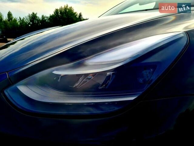Черный Тесла Model Y, объемом двигателя 0 л и пробегом 128 тыс. км за 29999 $, фото 7 на Automoto.ua