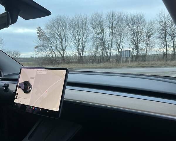 Черный Тесла Model Y, объемом двигателя 0 л и пробегом 66 тыс. км за 24950 $, фото 13 на Automoto.ua