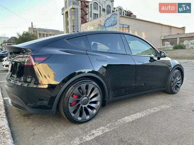 Чорний Тесла Model Y, об'ємом двигуна 0 л та пробігом 141 тис. км за 24900 $, фото 2 на Automoto.ua