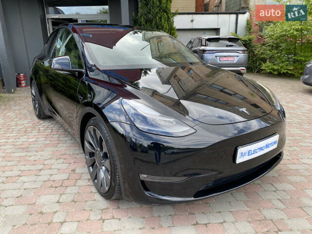 Черный Тесла Model Y, объемом двигателя 0 л и пробегом 74 тыс. км за 27699 $, фото 12 на Automoto.ua