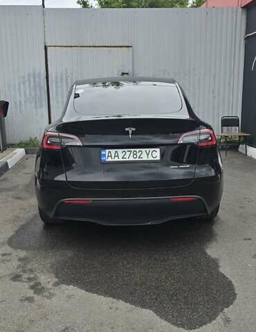 Черный Тесла Model Y, объемом двигателя 0 л и пробегом 111 тыс. км за 22400 $, фото 1 на Automoto.ua