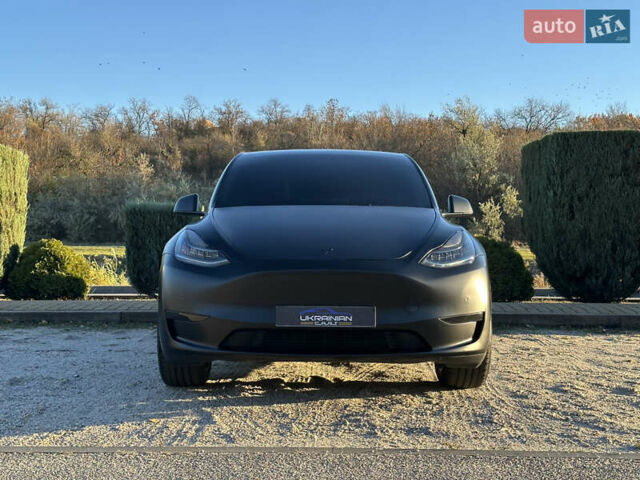 Черный Тесла Model Y, объемом двигателя 0 л и пробегом 60 тыс. км за 22999 $, фото 4 на Automoto.ua