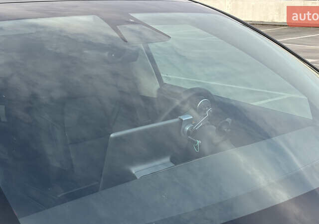 Чорний Тесла Model Y, об'ємом двигуна 0 л та пробігом 100 тис. км за 27999 $, фото 12 на Automoto.ua