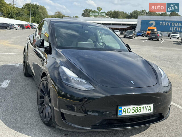 Черный Тесла Model Y, объемом двигателя 0 л и пробегом 61 тыс. км за 25000 $, фото 1 на Automoto.ua