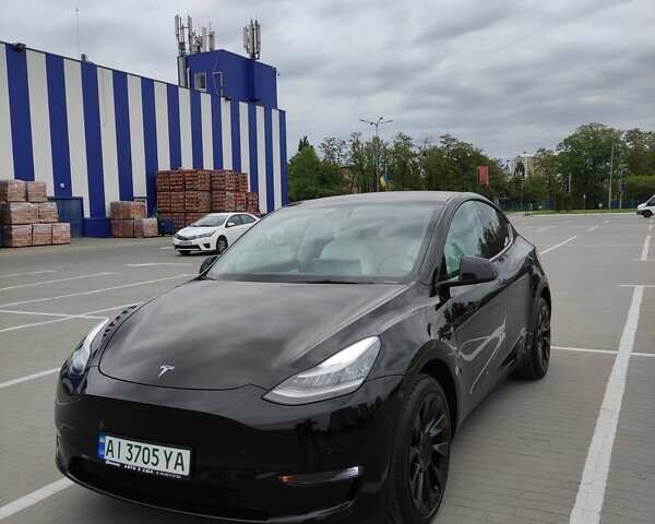 Черный Тесла Model Y, объемом двигателя 0 л и пробегом 13 тыс. км за 35800 $, фото 6 на Automoto.ua