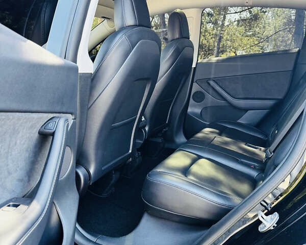 Чорний Тесла Model Y, об'ємом двигуна 0 л та пробігом 58 тис. км за 25000 $, фото 16 на Automoto.ua