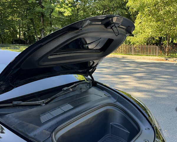 Черный Тесла Model Y, объемом двигателя 0 л и пробегом 113 тыс. км за 22222 $, фото 7 на Automoto.ua