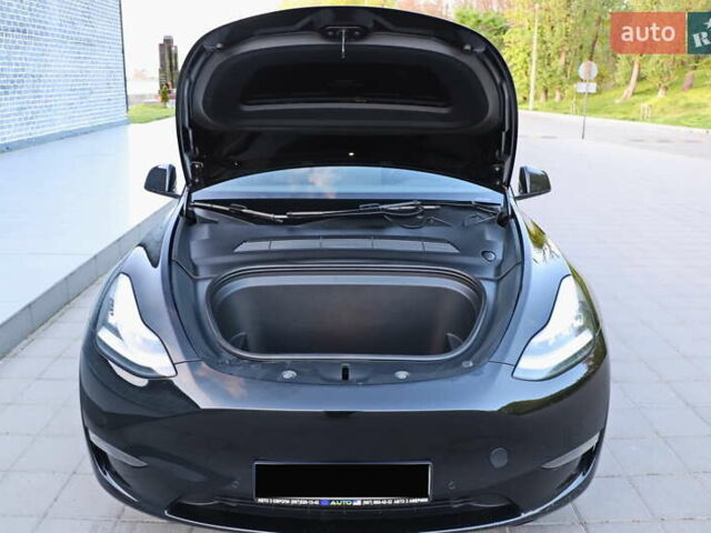 Черный Тесла Model Y, объемом двигателя 0 л и пробегом 60 тыс. км за 23555 $, фото 17 на Automoto.ua