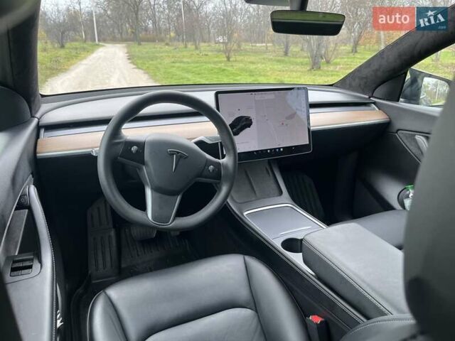 Черный Тесла Model Y, объемом двигателя 0 л и пробегом 85 тыс. км за 23500 $, фото 14 на Automoto.ua